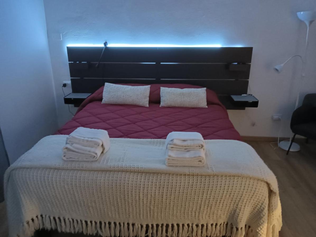 B&B Fiera Station Rooms Bolonia Exterior foto
