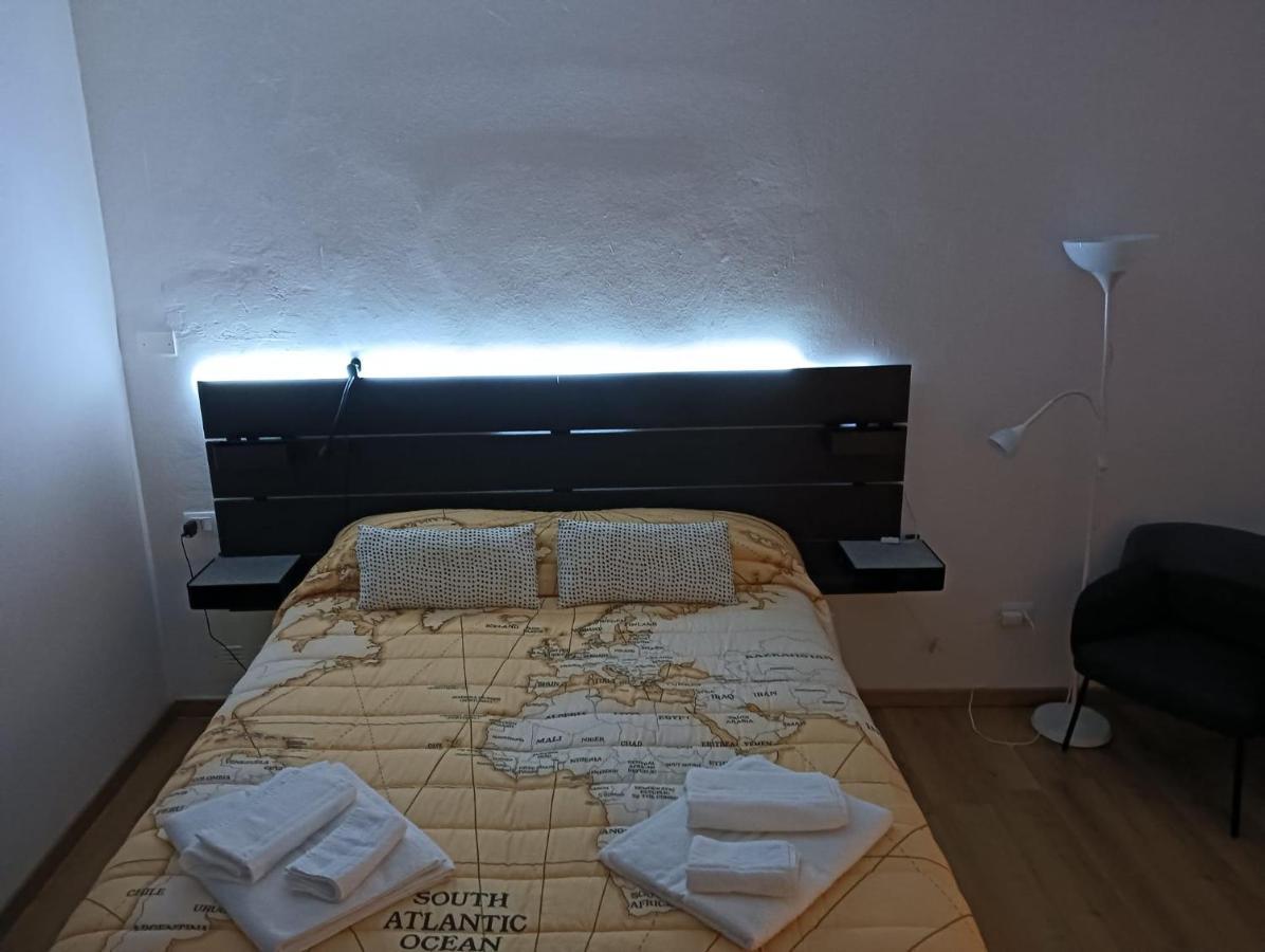 B&B Fiera Station Rooms Bolonia Exterior foto