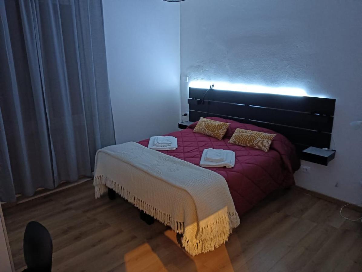 B&B Fiera Station Rooms Bolonia Exterior foto